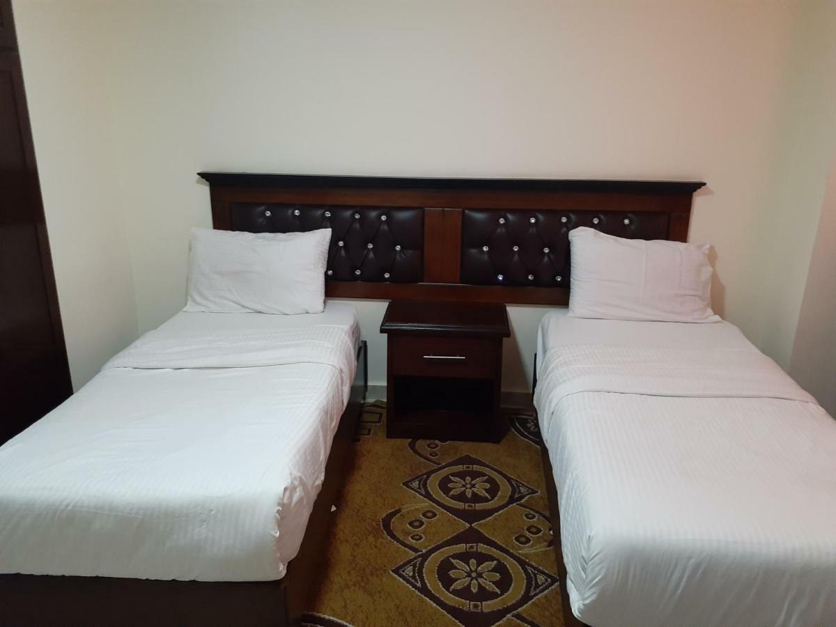 Petra Visitors Hotel Wadi Musa Luaran gambar