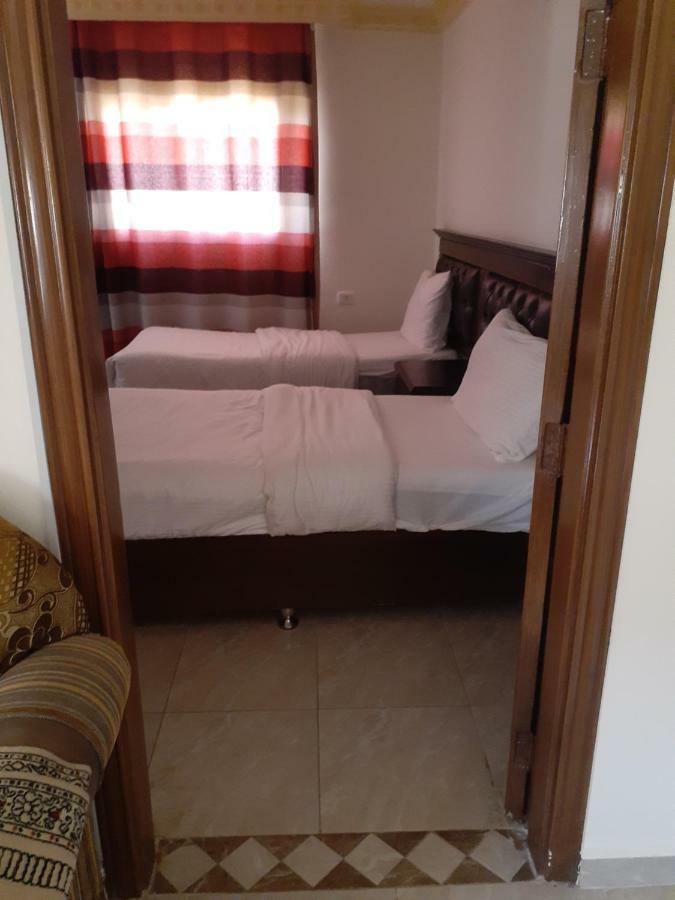 Petra Visitors Hotel Wadi Musa Luaran gambar